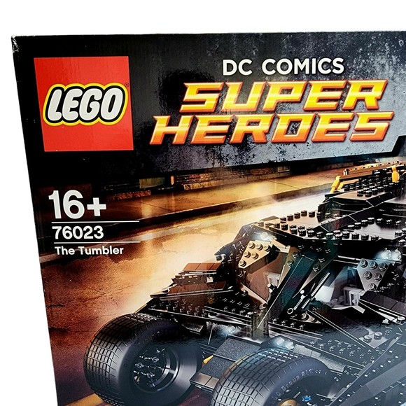 LEGO DC Comics Super Heroes 76023 Batman The Tumbler Factory Sealed Retired NEW - Picture 3 of 12